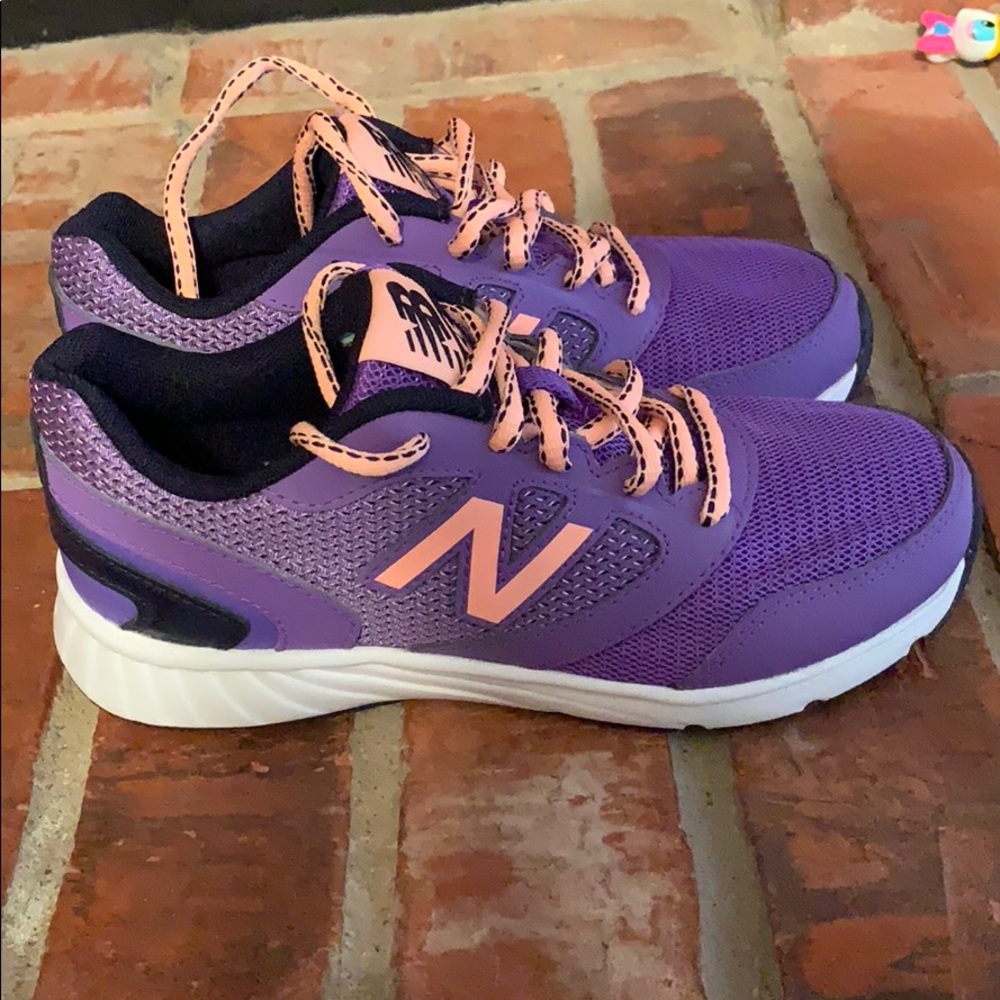 New Balance 455 Shoes